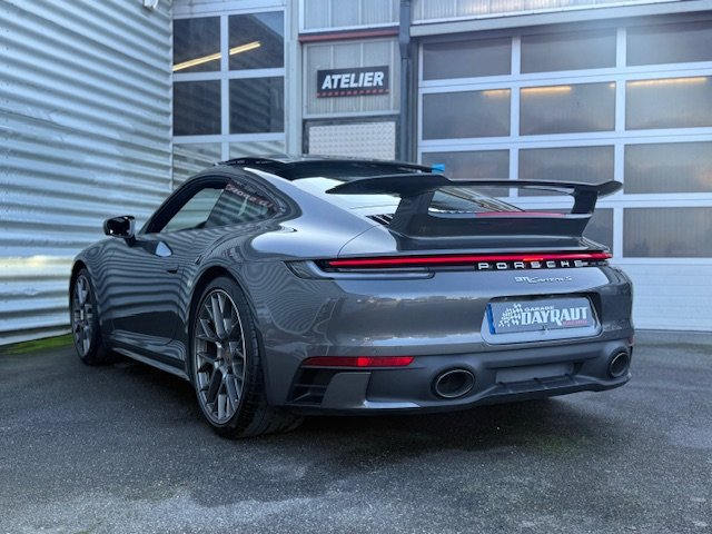 Porsche 911 - Photo 9