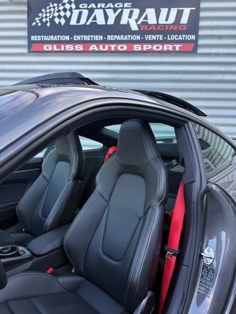 Porsche 911 - Photo 10