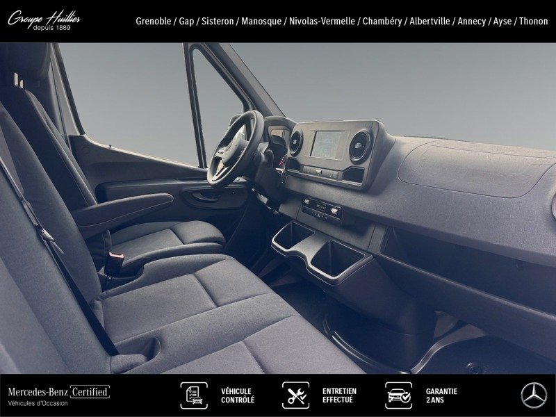 Mercedes Sprinter - Photo 14