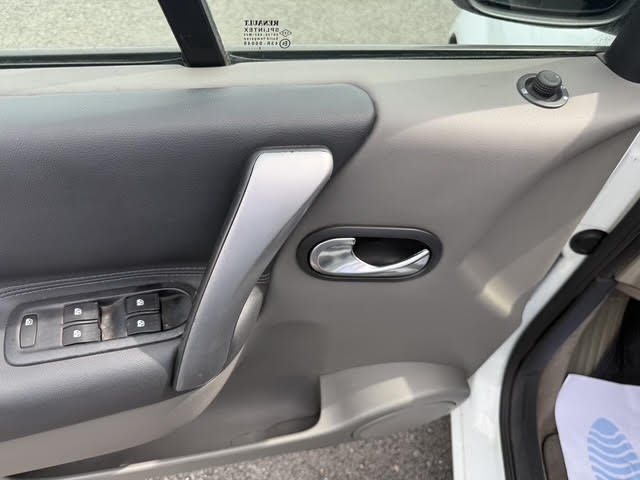 Renault Scénic - Photo 12