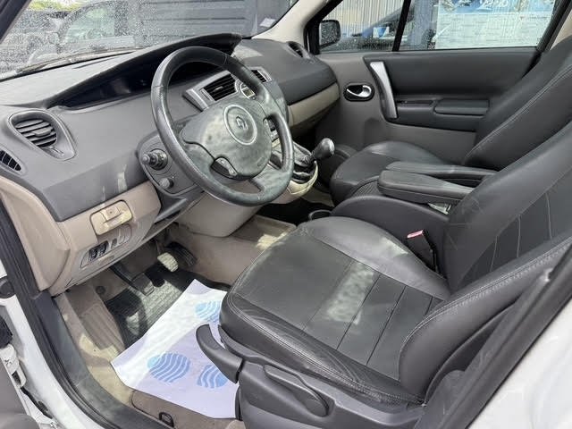 Renault Scénic - Photo 14