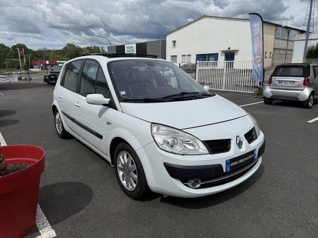 Renault Scénic - Photo 3