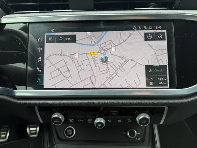 Audi Q3 Sportback - Photo 11