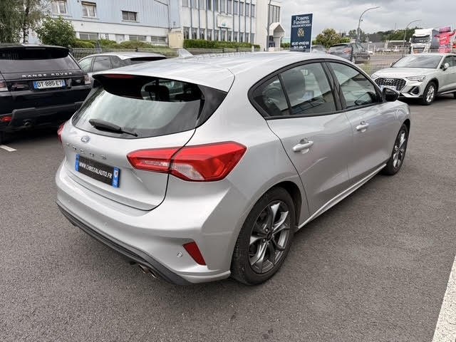 Ford Focus - Photo 4