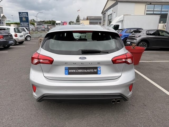 Ford Focus - Photo 5