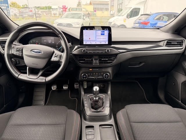 Ford Focus - Photo 9