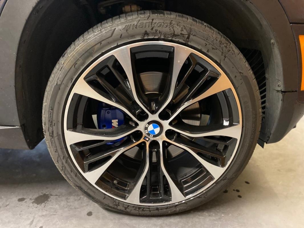 BMW X5 - Photo 24