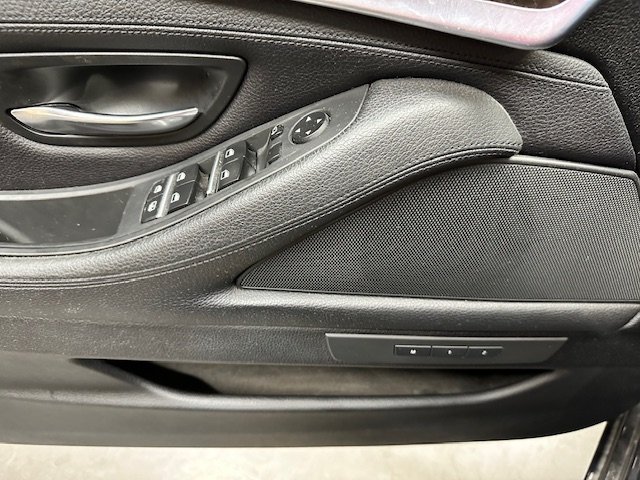 BMW Série 5 - Photo 17