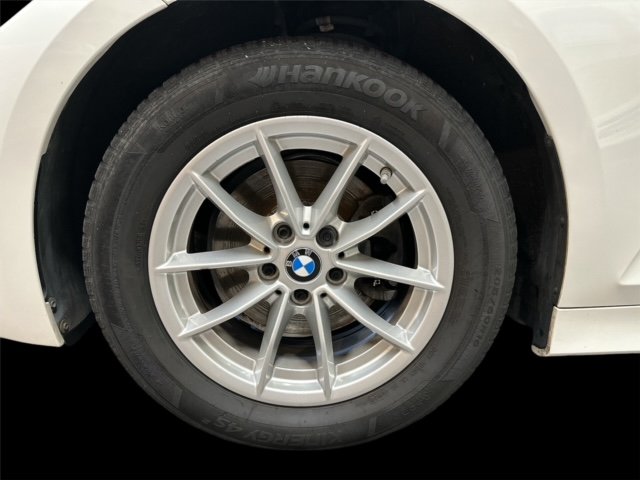 BMW Série 3 - Photo 22