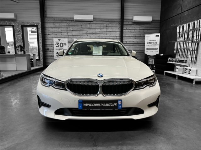 BMW Série 3 - Photo 3