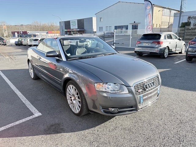 Audi A4 - Photo 12