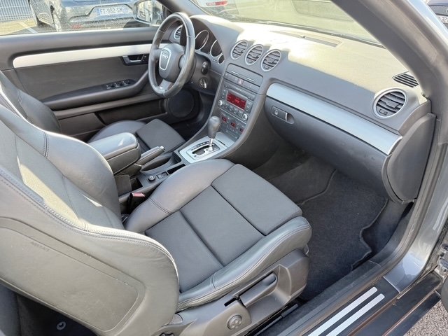 Audi A4 - Photo 23