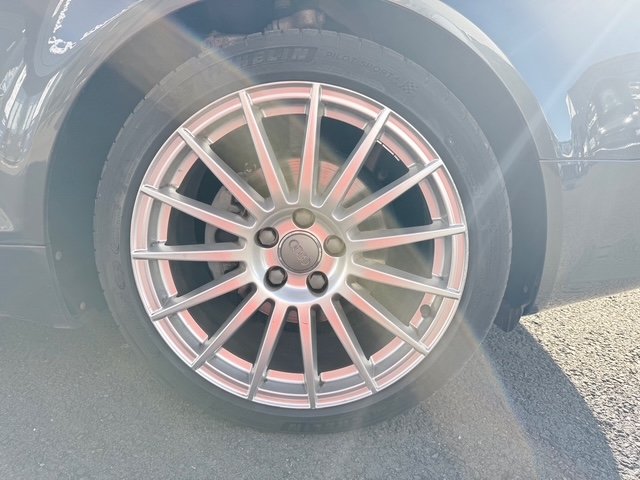 Audi A4 - Photo 24