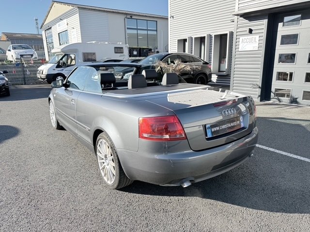 Audi A4 - Photo 6