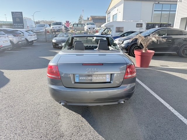 Audi A4 - Photo 8