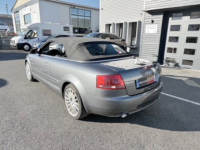 Audi A4 - Photo 9