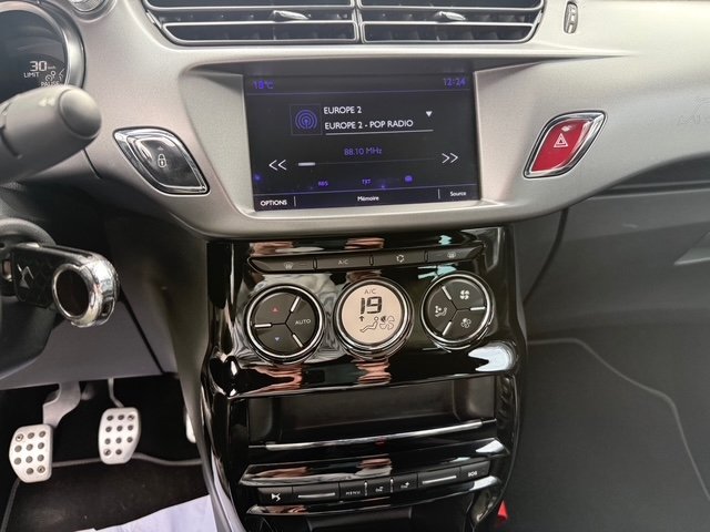 DS DS 3 Cabrio - Photo 14