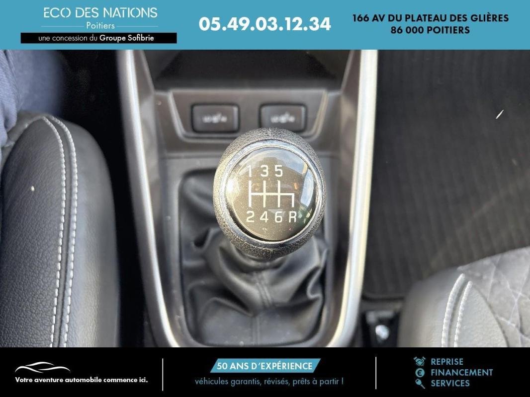 Suzuki Vitara - Photo 12
