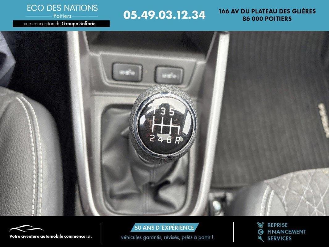 Suzuki Vitara - Photo 12