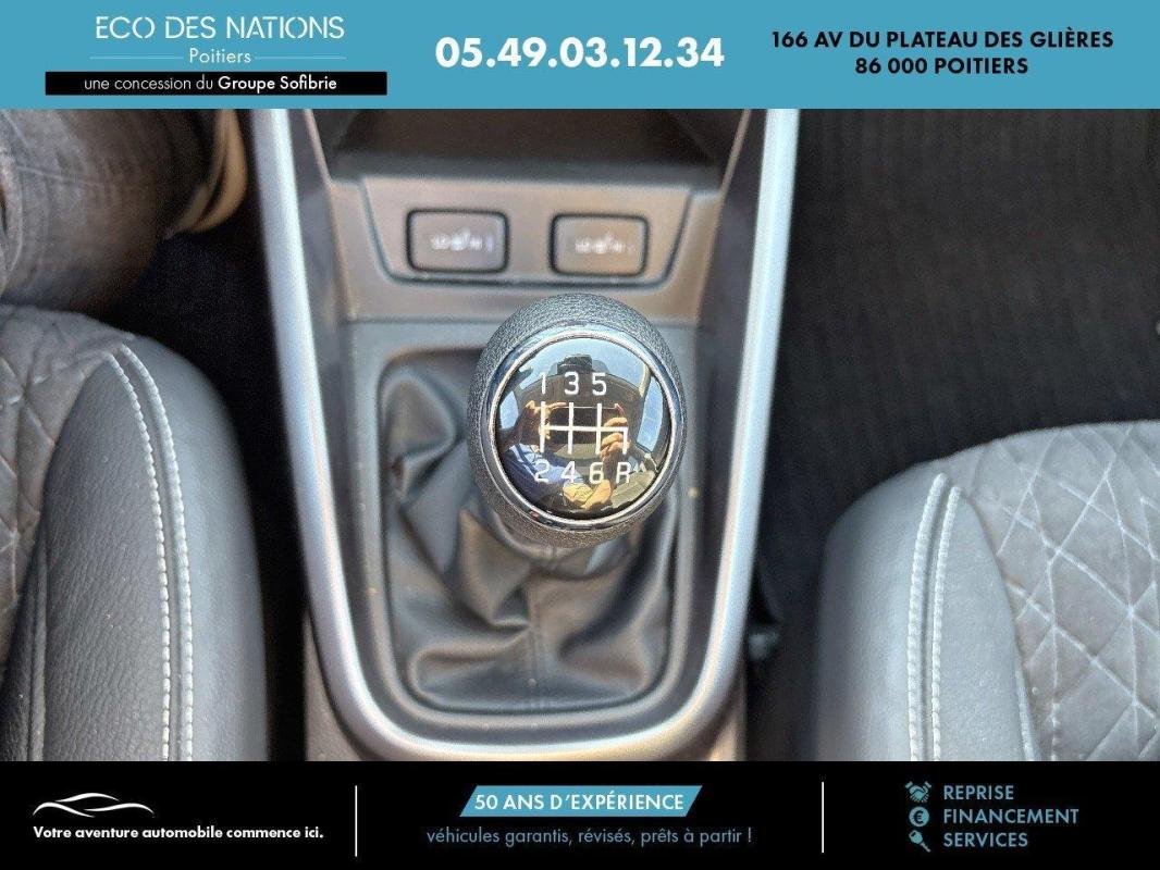 Suzuki Vitara - Photo 12
