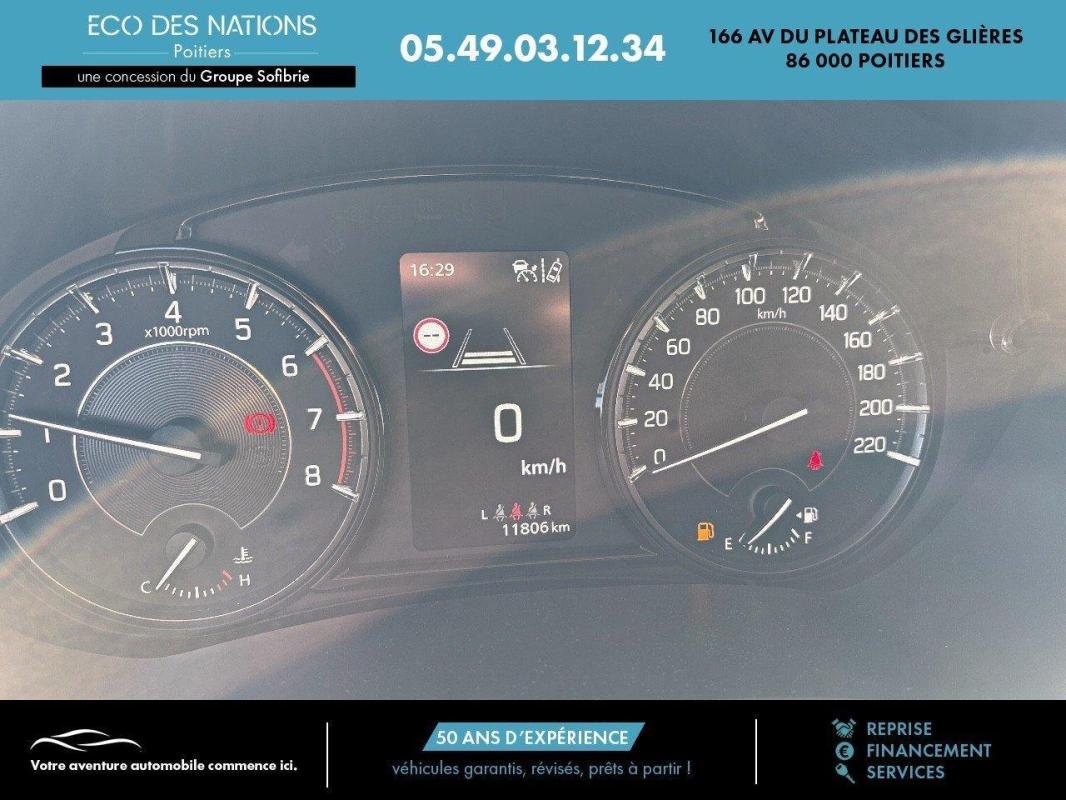 Suzuki Vitara - Photo 14