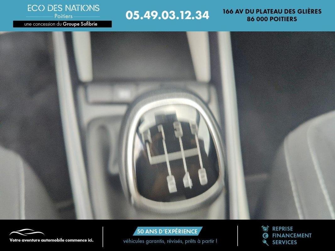 Hyundai i20 - Photo 12