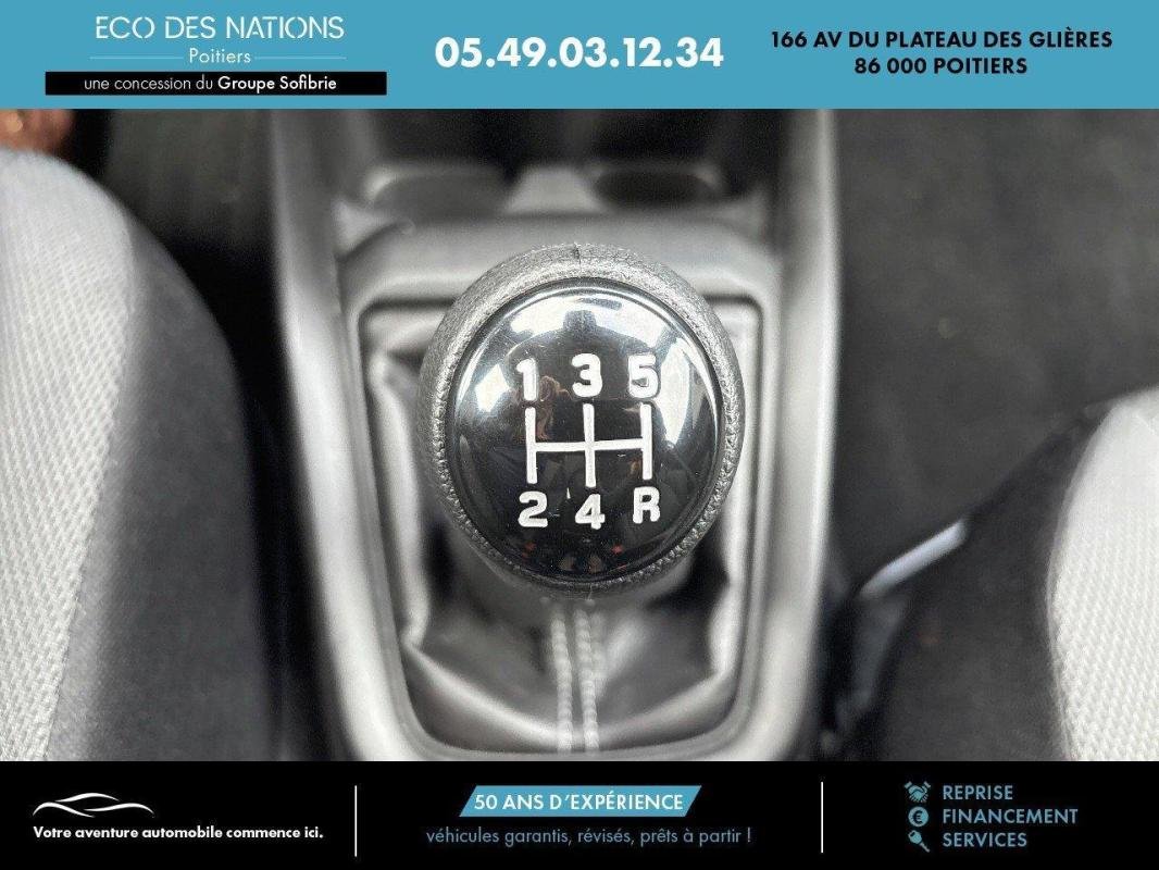 Suzuki Swift - Photo 12