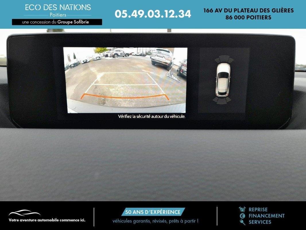 Mazda MX-30 - Photo 16