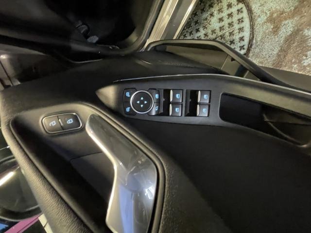 Ford Fiesta - Photo 15