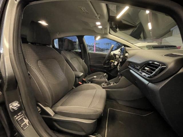 Ford Fiesta - Photo 17