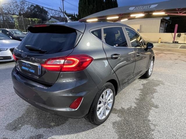 Ford Fiesta - Photo 5