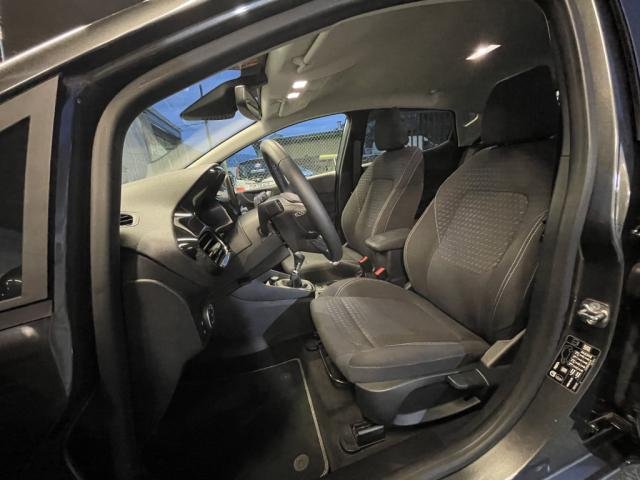 Ford Fiesta - Photo 9