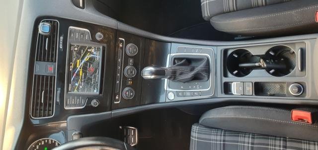 Volkswagen Golf - Photo 14