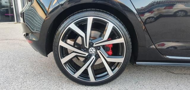 Volkswagen Golf - Photo 28