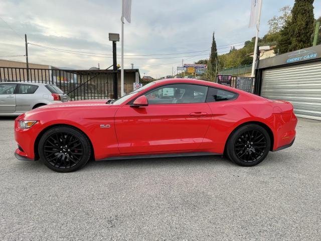 Ford Mustang - Photo 2