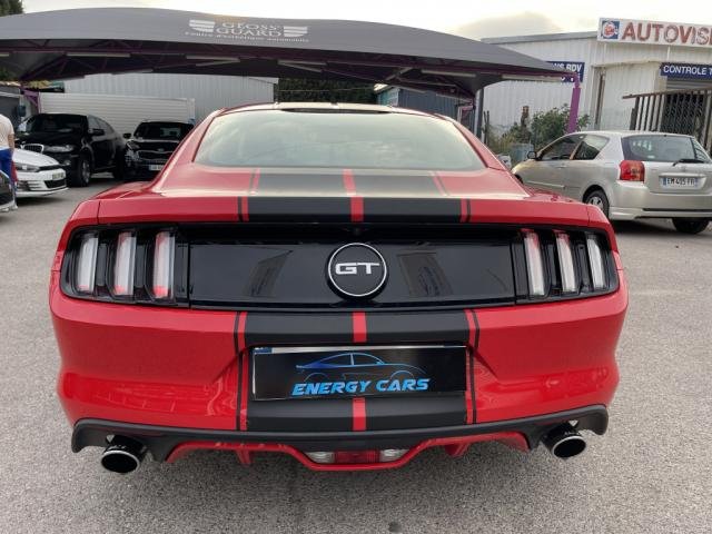 Ford Mustang - Photo 4