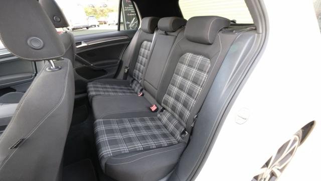 Volkswagen Golf - Photo 11