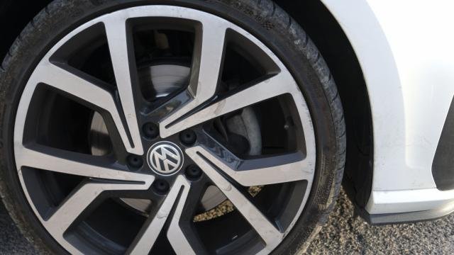 Volkswagen Golf - Photo 28