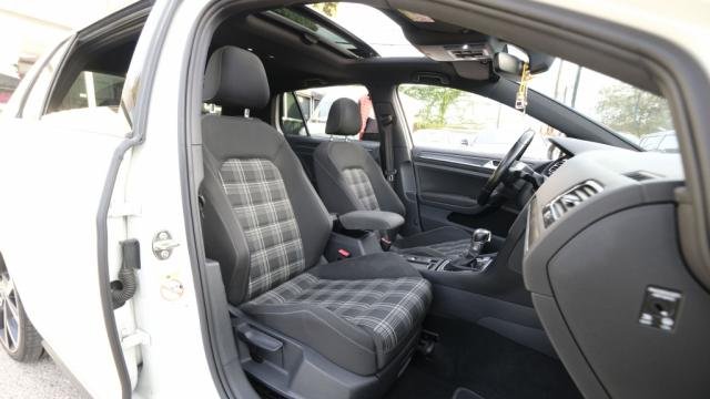 Volkswagen Golf - Photo 30