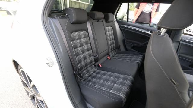 Volkswagen Golf - Photo 31