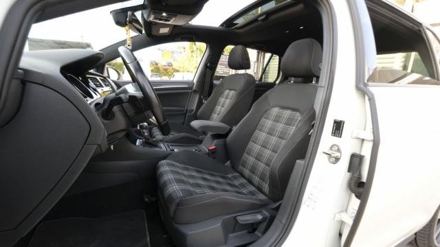 Volkswagen Golf - Photo 10