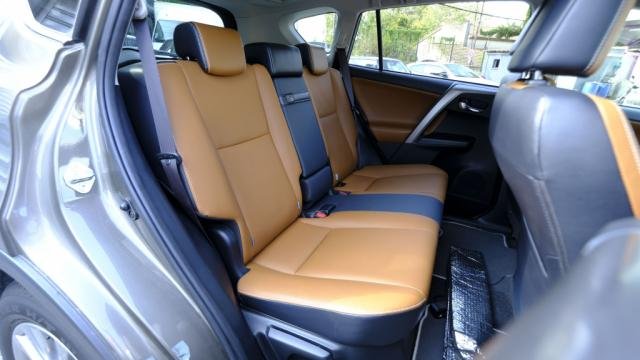 Toyota RAV4 - Photo 13