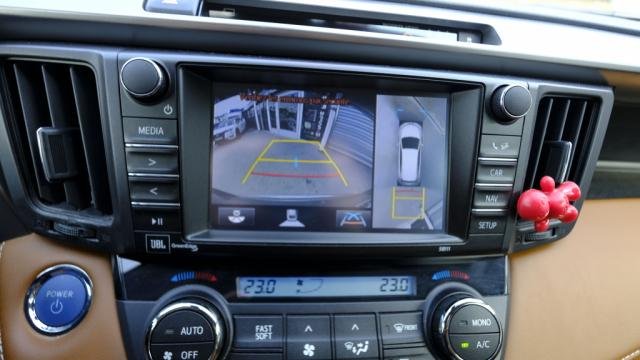 Toyota RAV4 - Photo 18