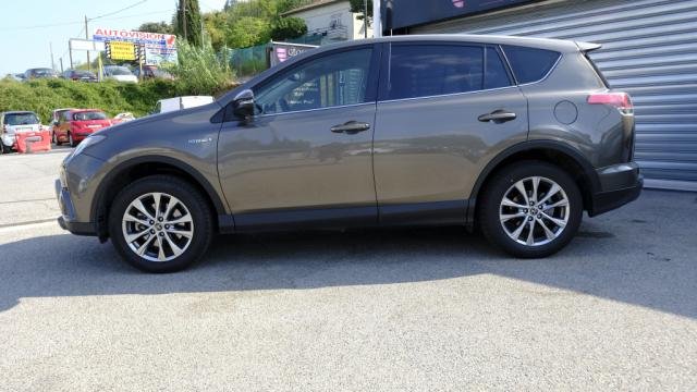 Toyota RAV4 - Photo 6