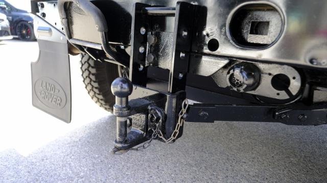 Land Rover Defender - Photo 25