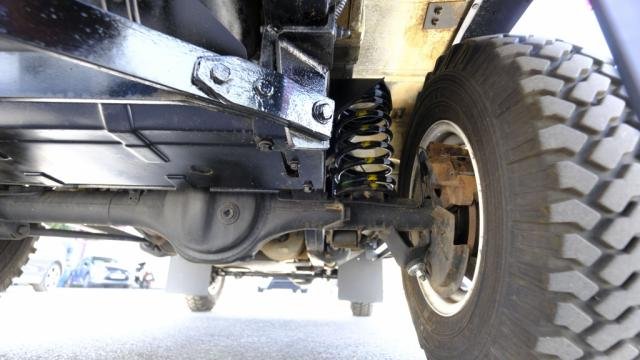 Land Rover Defender - Photo 26
