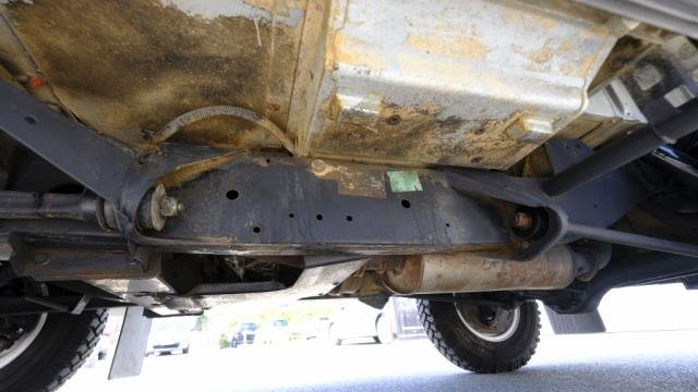 Land Rover Defender - Photo 31