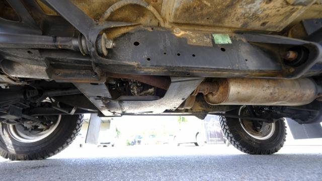 Land Rover Defender - Photo 32