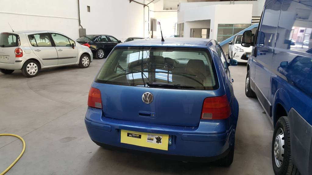 Volkswagen Golf - Photo 2