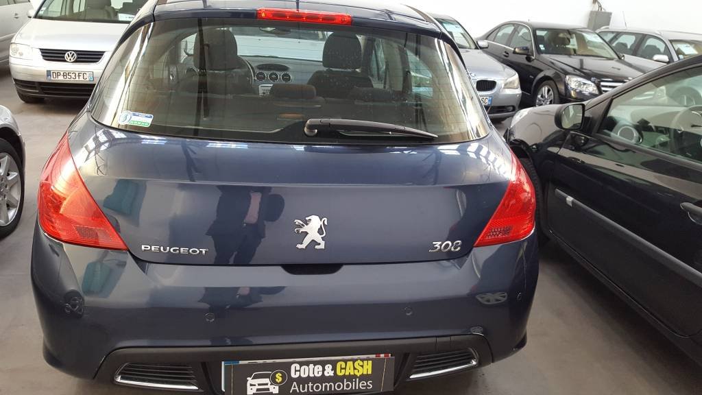 Peugeot 308 - Photo 2